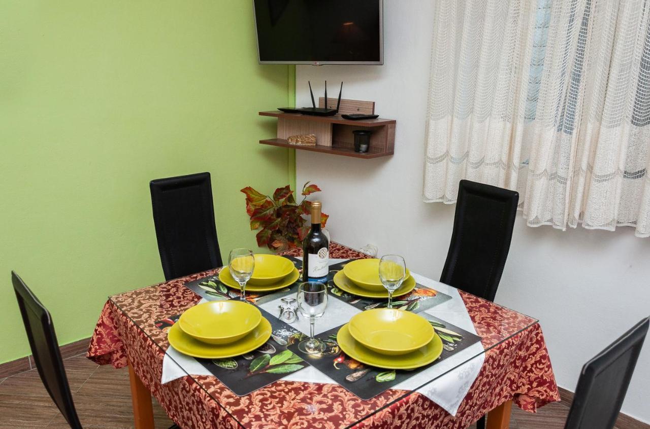 Guesthause Arbor Apartamento Split Exterior foto
